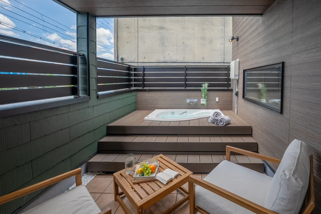 ジャグジーのあるテラス