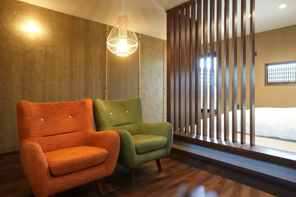 S様邸3階の土壁が美しいセカンドリビング